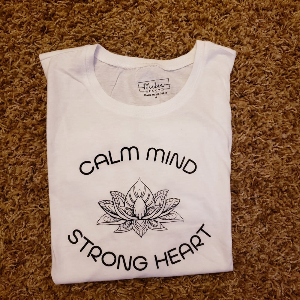 NWT Crop Tee Calm mind strong heart